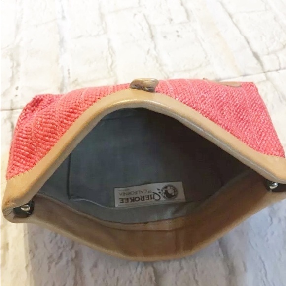 Vintage clutch purse by Cherokee of California. - Picture 7 of 8